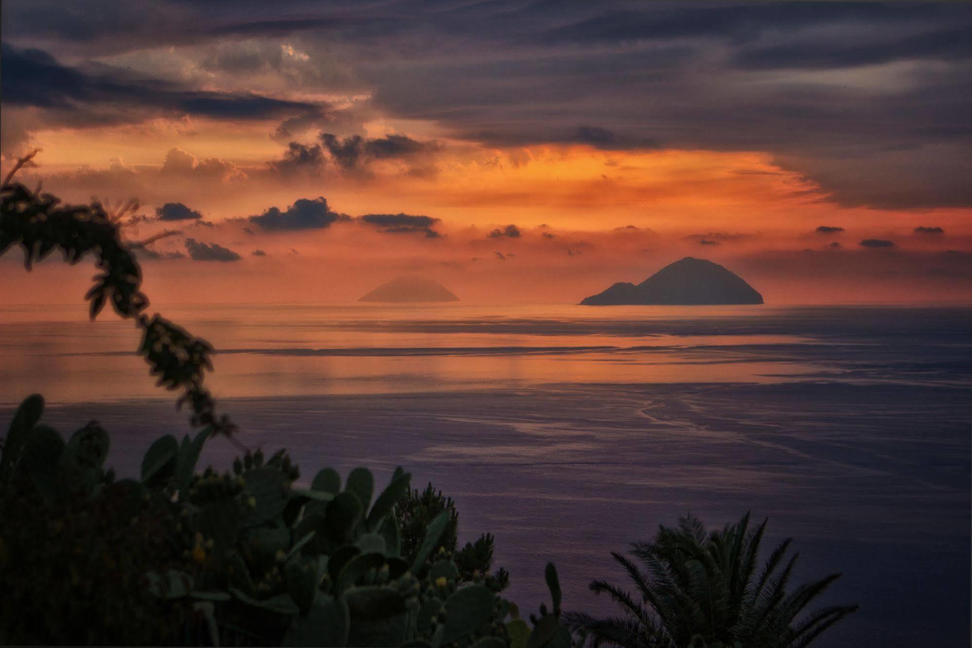 Punta Sallustro Lipari Zewnętrze zdjęcie